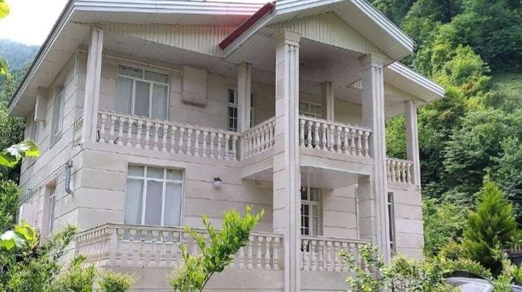 قلعه رودخان ویلای جنگلی 500 متری